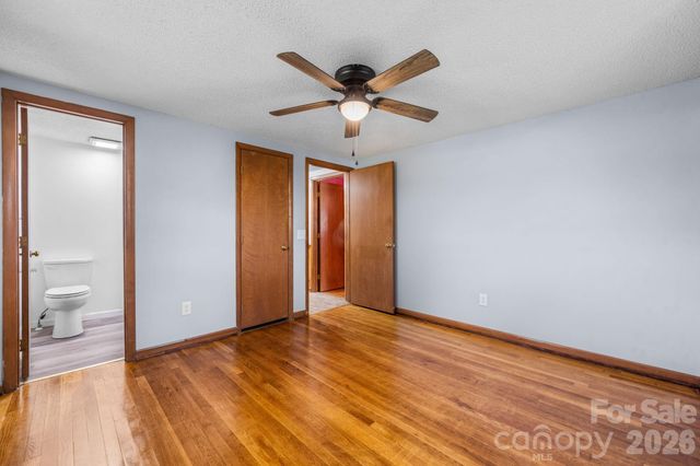 2576 Kingston Street, Newton, NC 28658