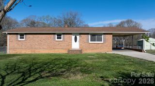 2576 Kingston Street, Newton, NC 28658