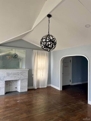 915 N La Homa Road, Palmview, TX 78574