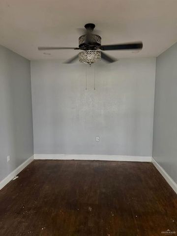 915 N La Homa Road, Palmview, TX 78574