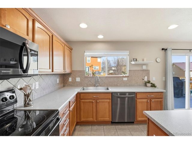 8318 Shadow Run Ln, Fountain, CO 80817