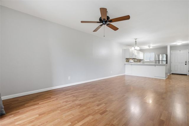 6033 34TH STREET W 44, Bradenton, FL 34210