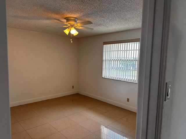 2423 NW 89th Drive 113, Coral Springs, FL 33065