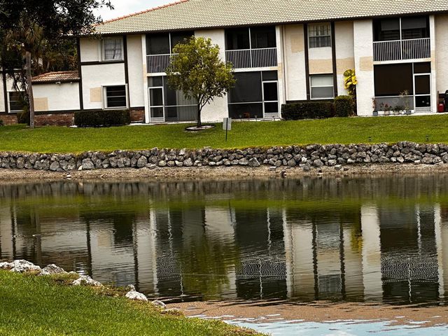 2423 NW 89th Drive 113, Coral Springs, FL 33065