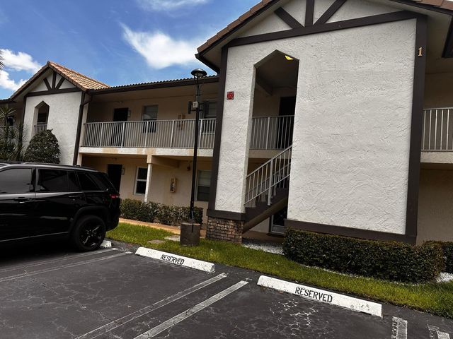 2423 NW 89th Drive 113, Coral Springs, FL 33065