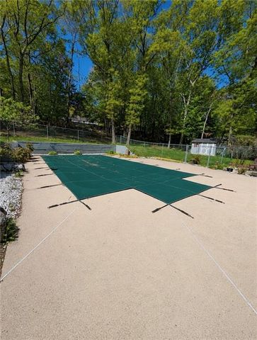 21 Primrose Lane, Johnston, RI 02919