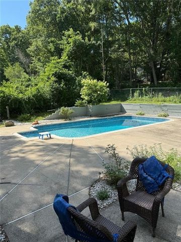 21 Primrose Lane, Johnston, RI 02919