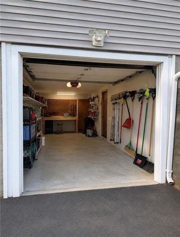 21 Primrose Lane, Johnston, RI 02919