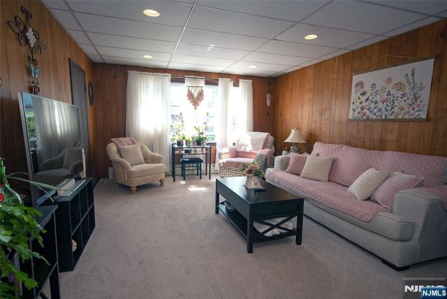 605 Main Street, Little Falls, NJ 07424