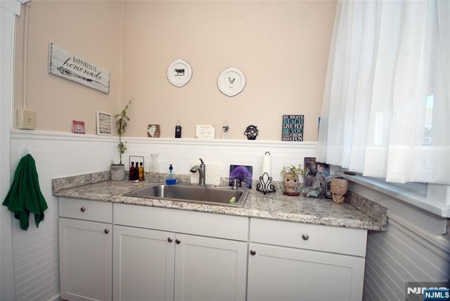 605 Main Street, Little Falls, NJ 07424