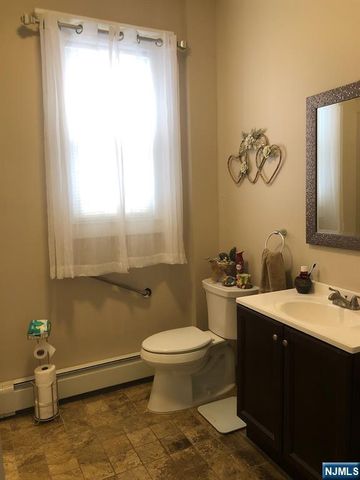 605 Main Street, Little Falls, NJ 07424