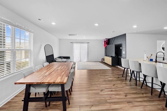 1242 Kilead Court, Boiling Springs, SC 29316