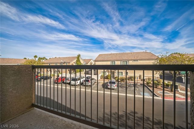 6069 Mustang Breeze Trail 101, Henderson, NV 89011