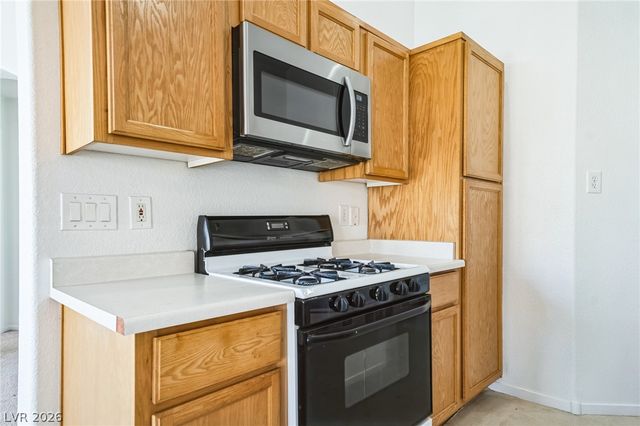 6069 Mustang Breeze Trail 101, Henderson, NV 89011