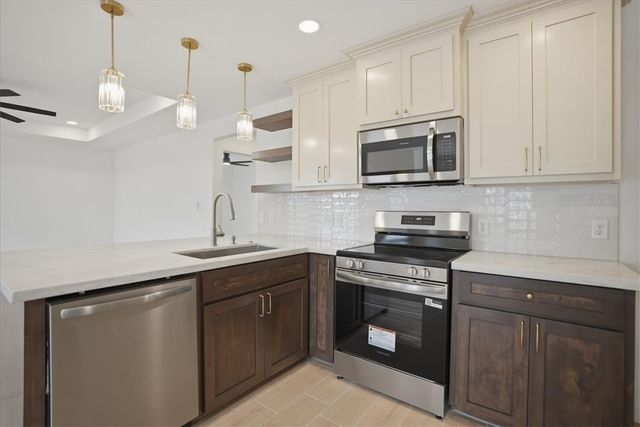 2822 Blake St, Corpus Christi, TX 78405