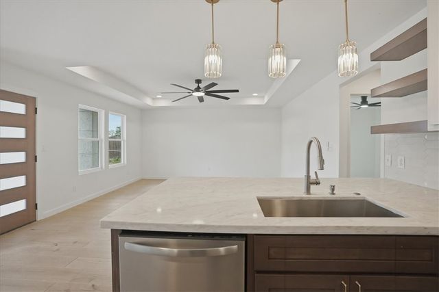 2822 Blake St, Corpus Christi, TX 78405