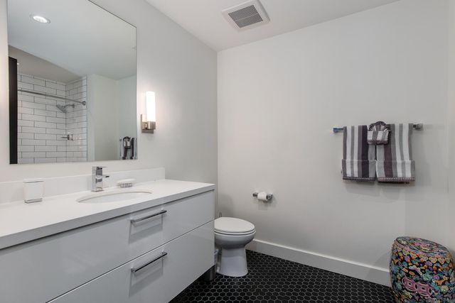 4422 N 75th Street 5012, Scottsdale, AZ 85251