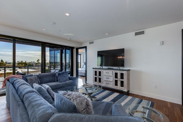 4422 N 75th Street 5012, Scottsdale, AZ 85251