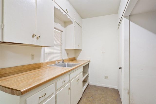 205 W Walker Ave, Temple, TX 76501