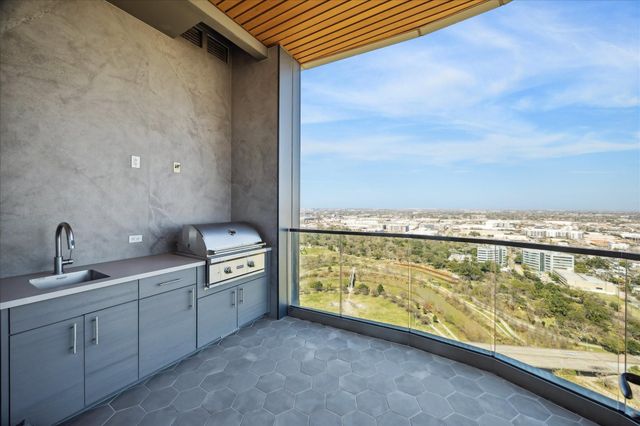 1711 Allen Parkway 2506, Houston, TX 77019