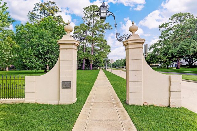 1711 Allen Parkway 2506, Houston, TX 77019