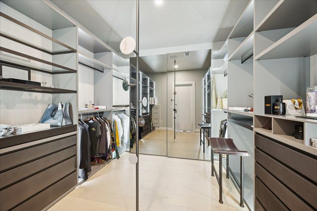 1711 Allen Parkway 2506, Houston, TX 77019