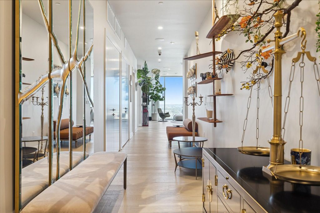 1711 Allen Parkway 2506, Houston, TX 77019