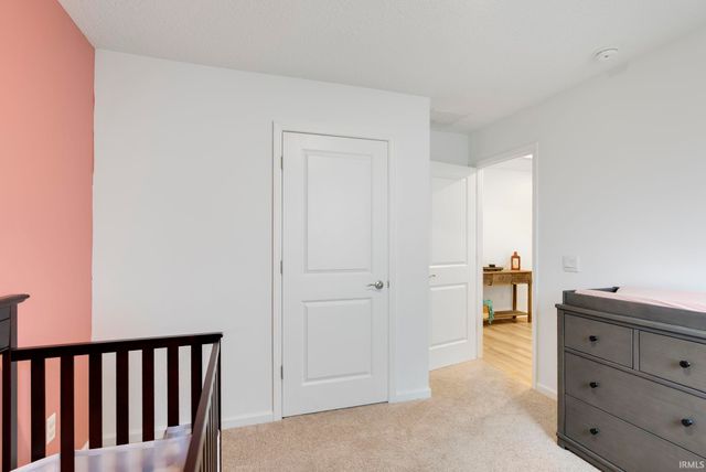 1399 Livingston Lakes Way, Fort Wayne, IN 46818