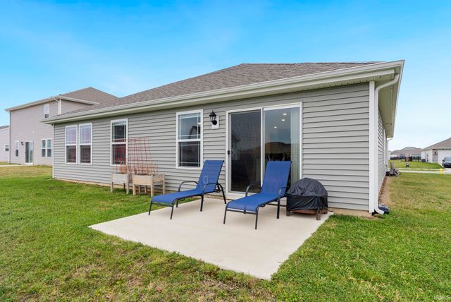 1399 Livingston Lakes Way, Fort Wayne, IN 46818