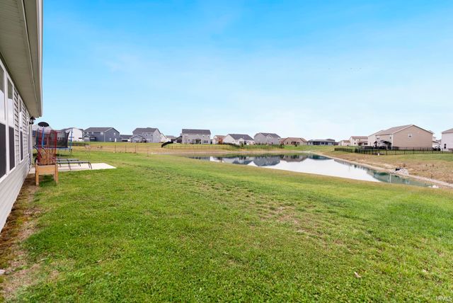 1399 Livingston Lakes Way, Fort Wayne, IN 46818