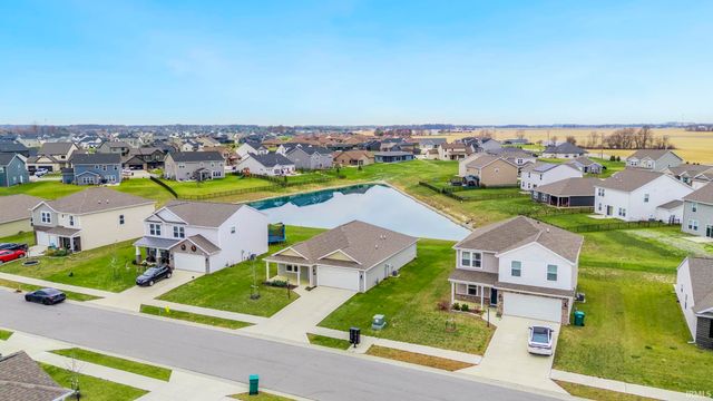 1399 Livingston Lakes Way, Fort Wayne, IN 46818