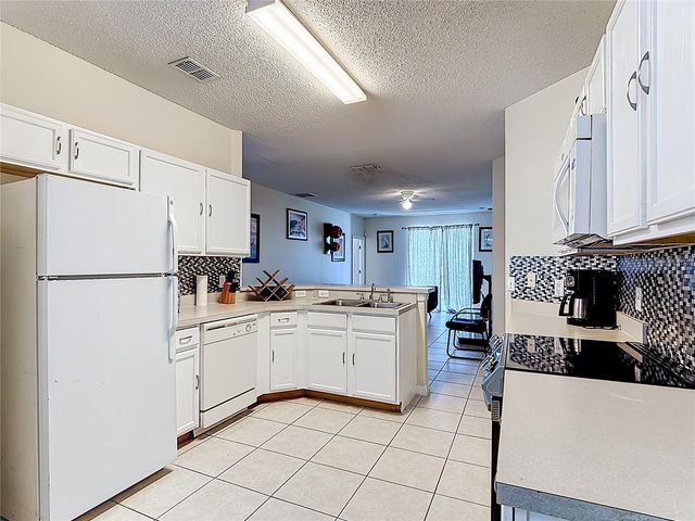 635 KNOLLWOOD DRIVE, Davenport, FL 33837