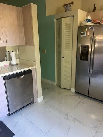 150 Colly Way, North Lauderdale, FL 33068