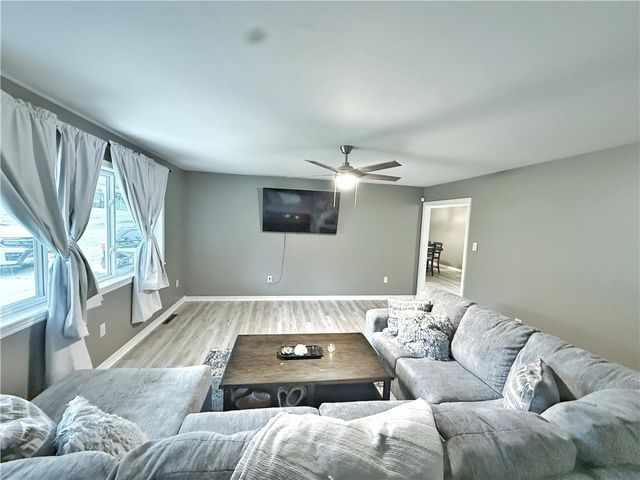 309 E Date Street, Russellville, AR 72802