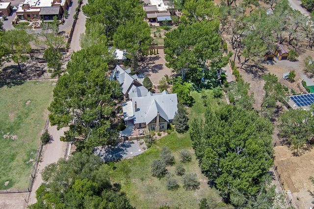 398 Price Lane, Corrales, NM 87048