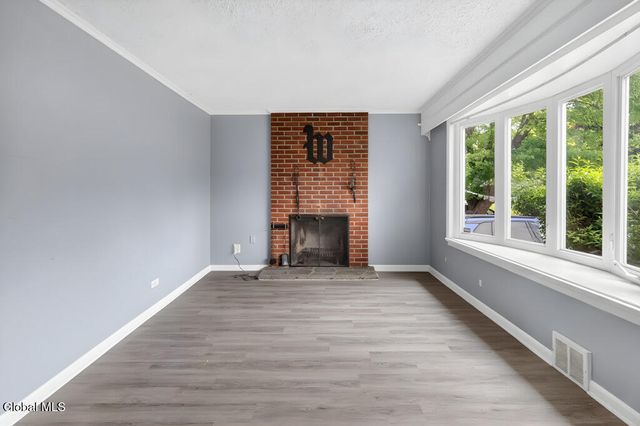 10 Warren Avenue, Albany, NY 12203