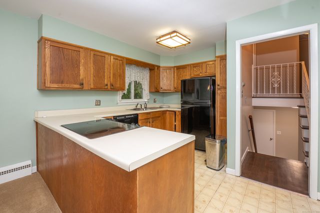 588 Summit Drive, Orange, CT 06477