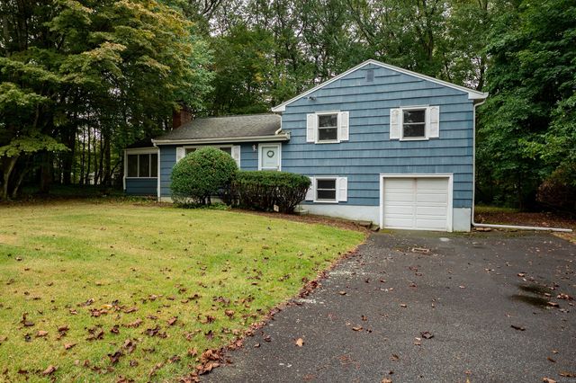 588 Summit Drive, Orange, CT 06477