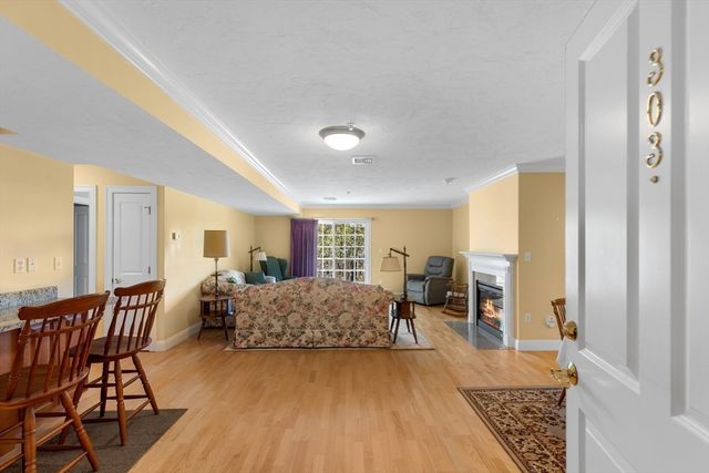 1 Lenox Street 303, Norwood, MA 02062