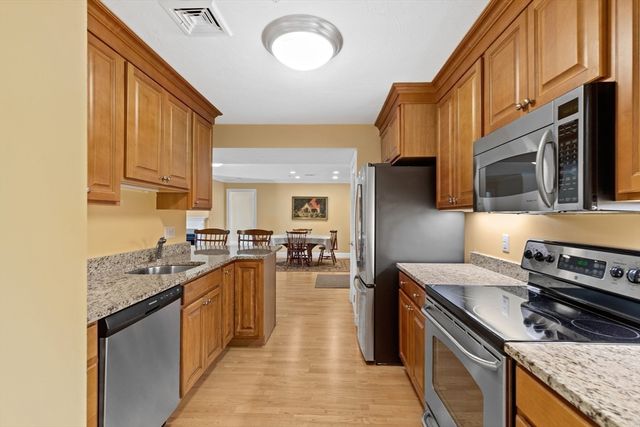 1 Lenox Street 303, Norwood, MA 02062