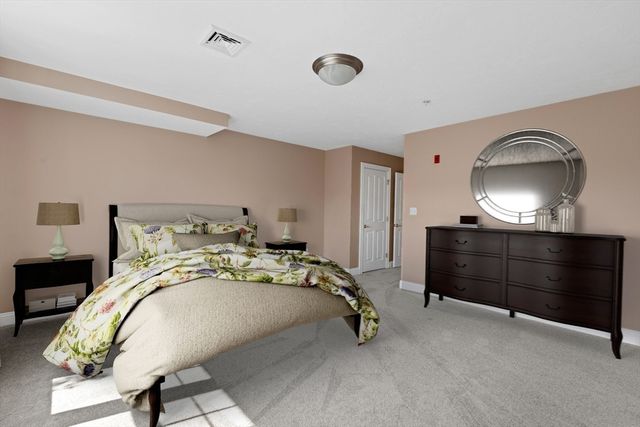 1 Lenox Street 303, Norwood, MA 02062