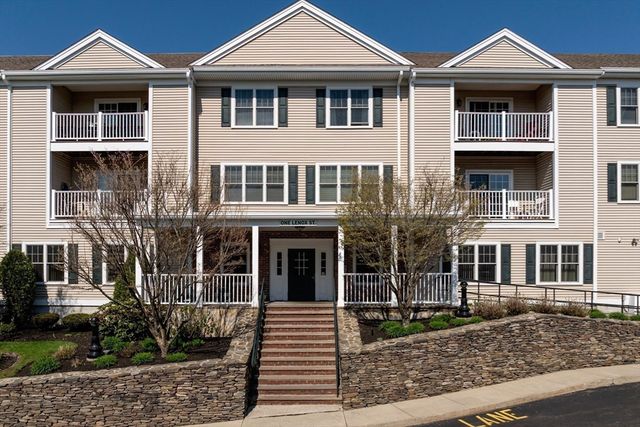 1 Lenox Street 303, Norwood, MA 02062