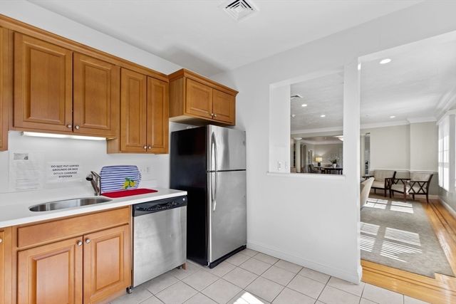 1 Lenox Street 303, Norwood, MA 02062