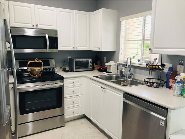 11362 NW 33rd St 11362, Sunrise, FL 33323