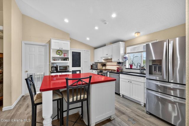 169 Elk Mdws, Blanchard, ID 83804