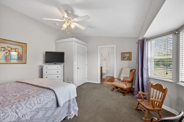 169 Elk Mdws, Blanchard, ID 83804
