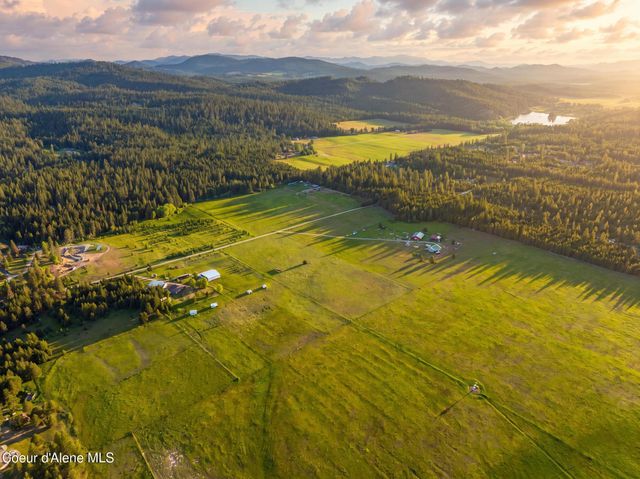 169 Elk Mdws, Blanchard, ID 83804