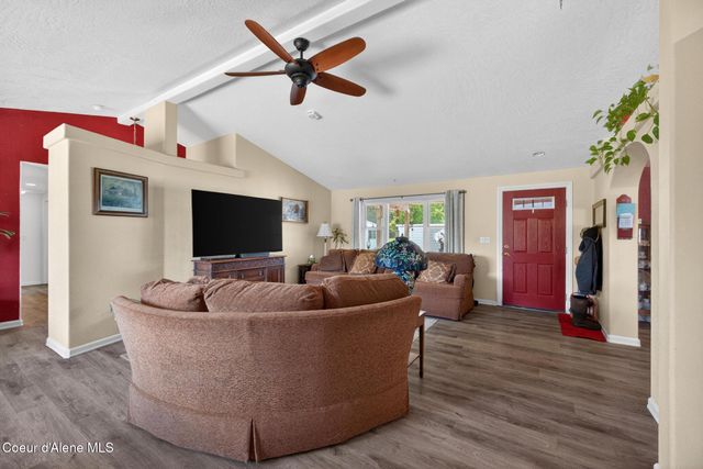 169 Elk Mdws, Blanchard, ID 83804