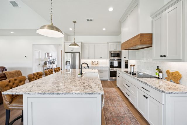 3004 Parker Meadows Court, Weatherford, TX 76088