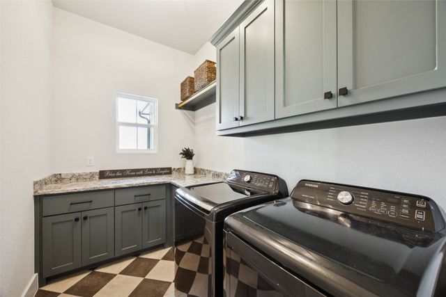 3004 Parker Meadows Court, Weatherford, TX 76088